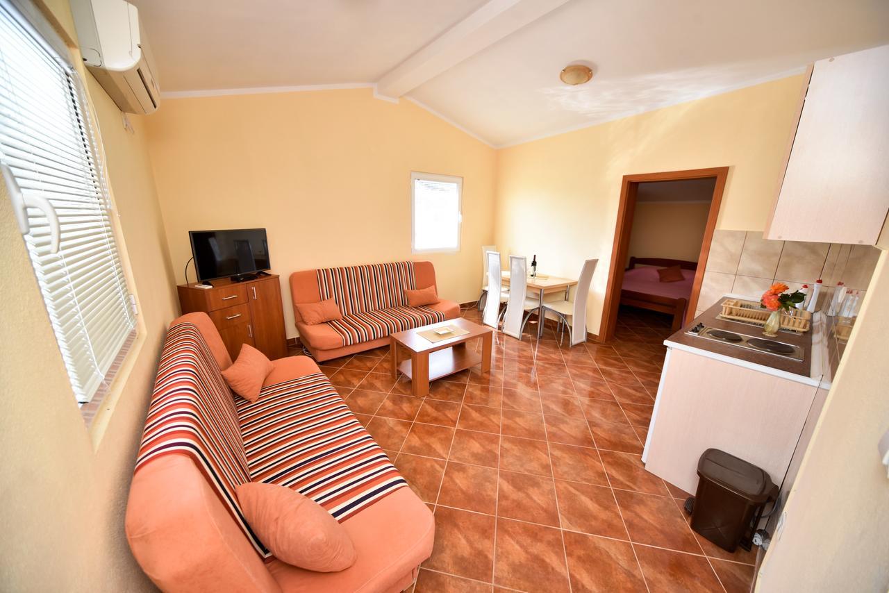 Apartmani Stanisic Чань Экстерьер фото