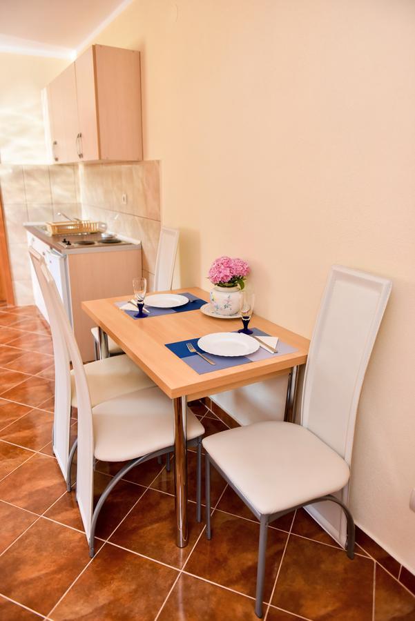 Apartmani Stanisic Чань Экстерьер фото