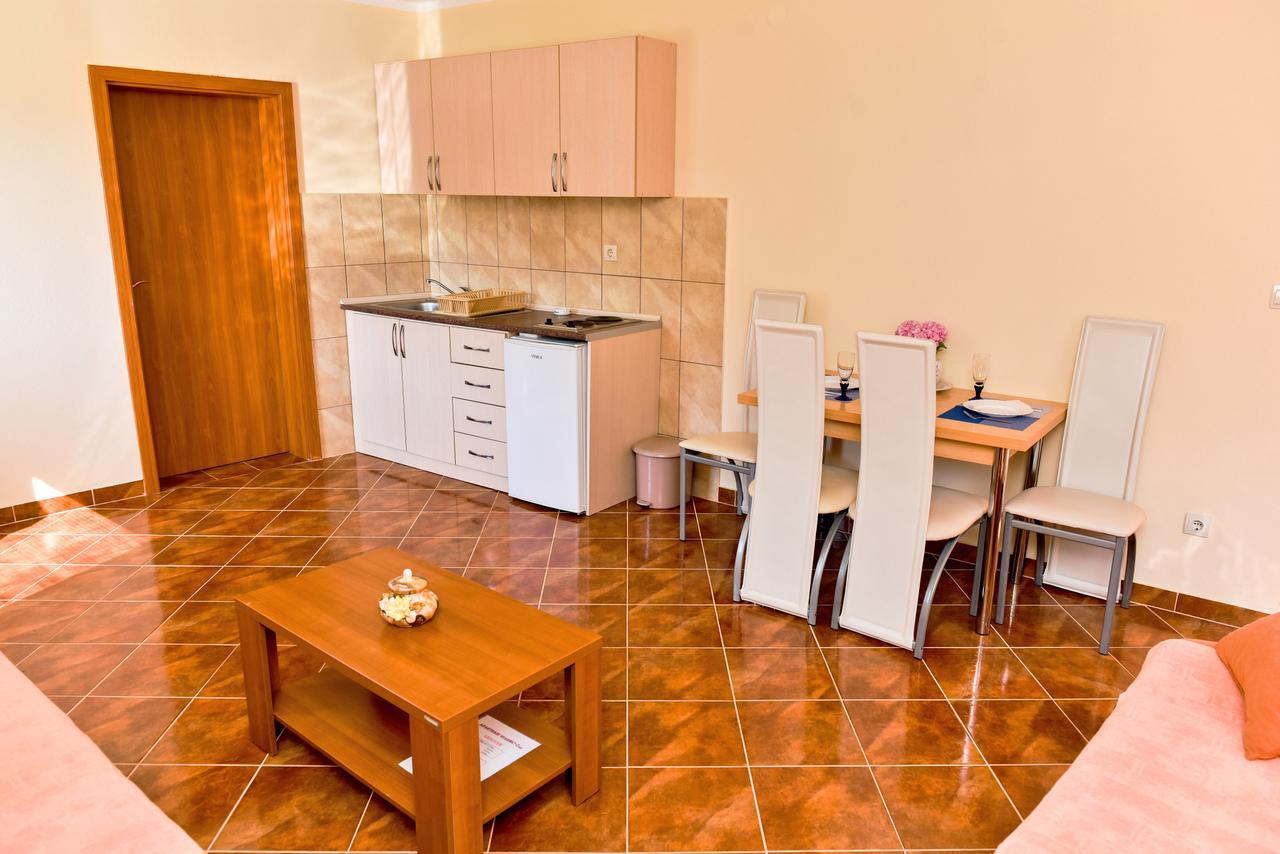 Apartmani Stanisic Чань Экстерьер фото